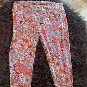 LulaRoe Leggings Pink & Orange Floral TC2 (18+)